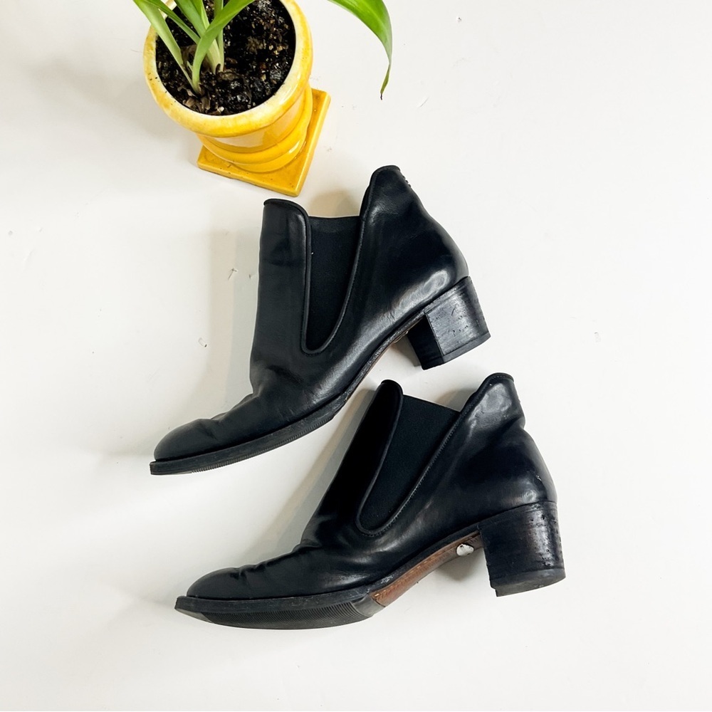 SARAH FLINT Black Leather Women's Ankle Boots - Sleek Chelsea Style